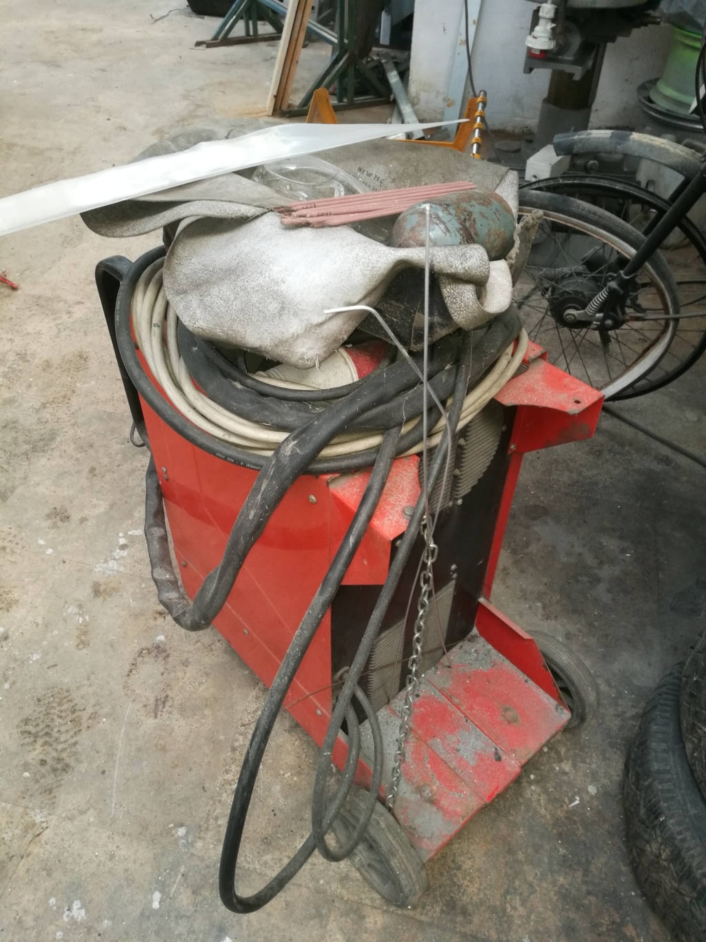 TELWIN SUPERTIG 180 AC/DC 